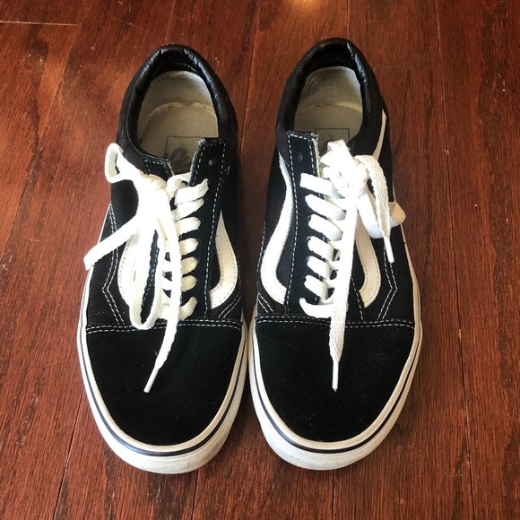 Vans Shoes - Black Old Skool Vans Women's 8.5 Men's 7